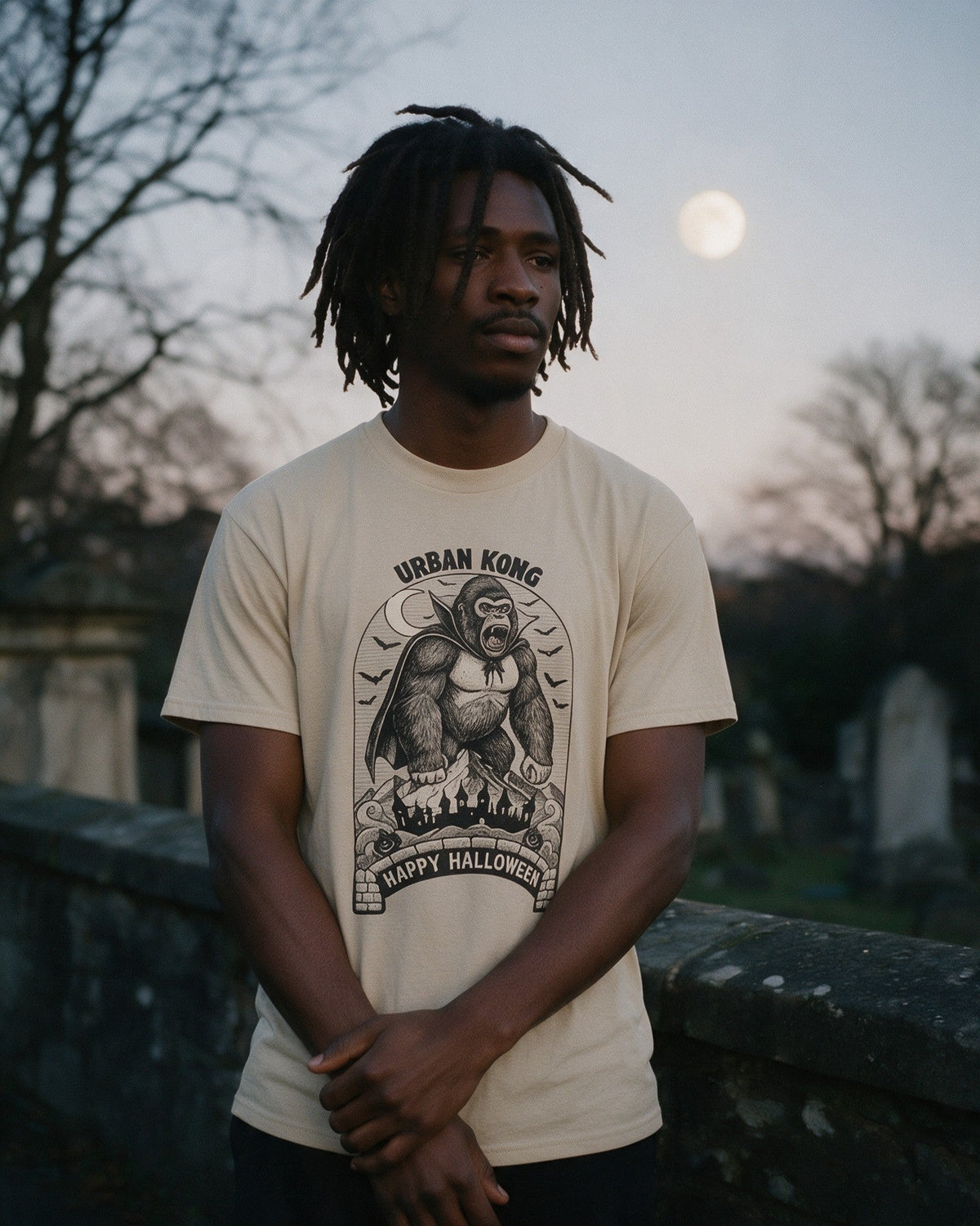Immortal soul T-Shirt in Sand worn on the street — Urban Kong
