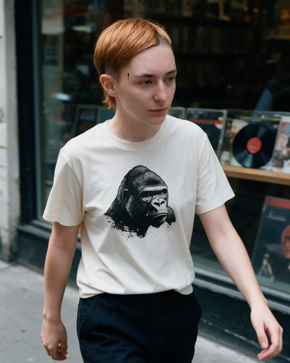 Alpha Look T-Shirt in Natural worn on the street — Urban Kong