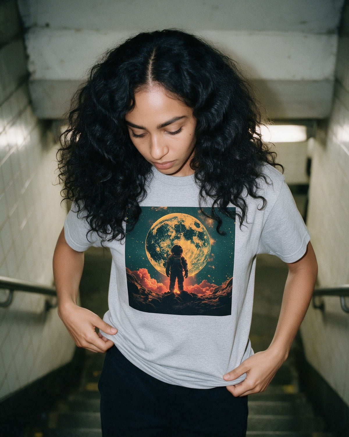 Cosmic Jungle T-Shirt in Sport Grey worn on the street — Urban Kong