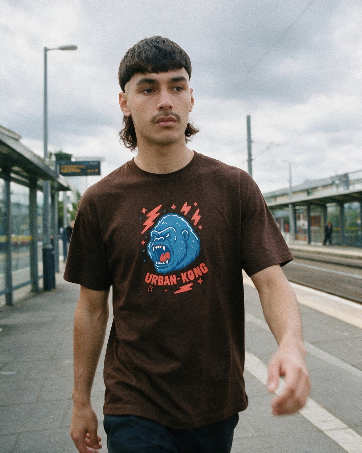 Blu Kong T-shirt in Dark Chocolate worn on the street — Urban Kong