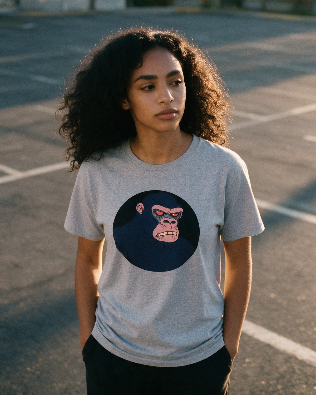 Cranky Kong T-Shirt in Sport Grey worn on the street — Urban Kong