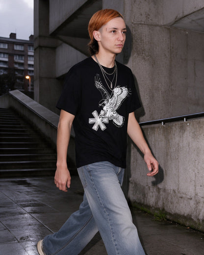 Falcon Strike T-Shirt in Black worn on the street — Urban Kong