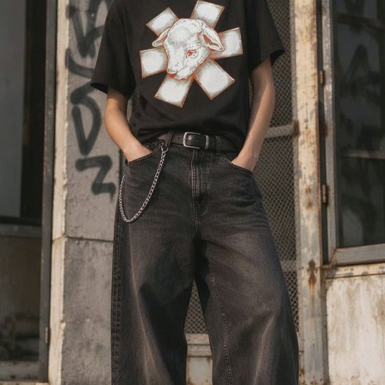 Wild Lamb T-Shirt on-model video — Urban Kong
