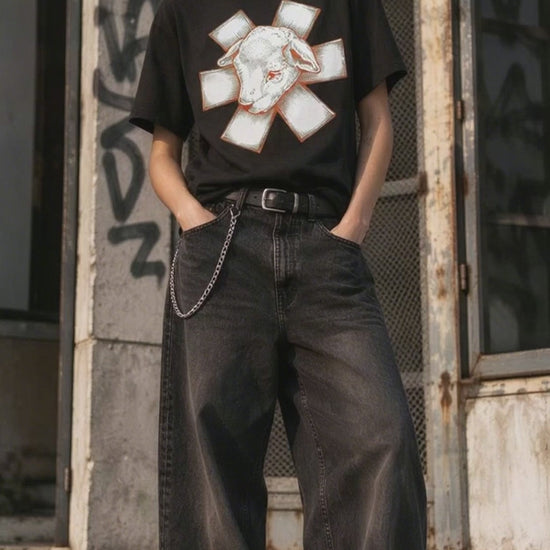 Wild Lamb T-Shirt on-model video — Urban Kong