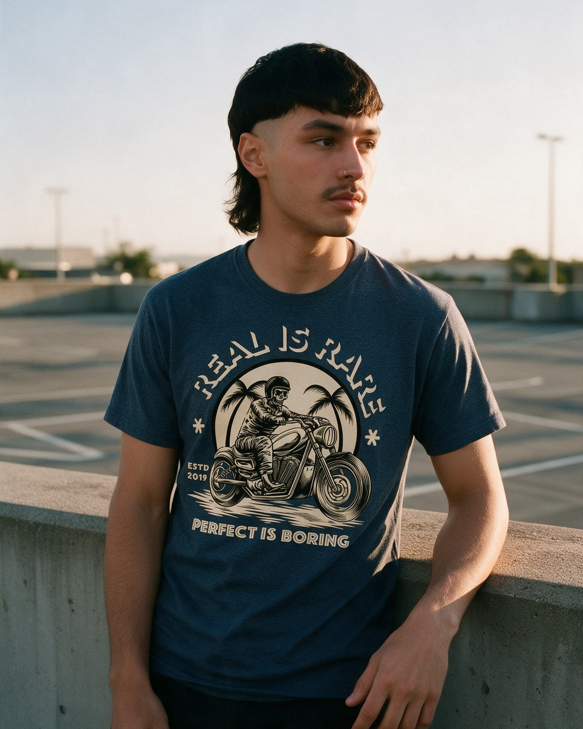 Rare Real T-Shirt in Heather Navy worn on the street — Urban Kong