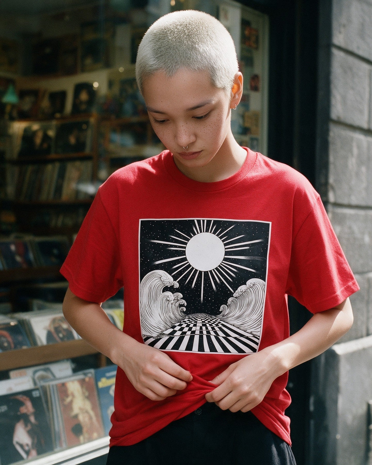Real Illusion T-Shirt in Red worn on the street — Urban Kong